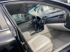 Toyota Camry XLE 4dr Sedan (2.5L 4cyl 6A) 2017 Black