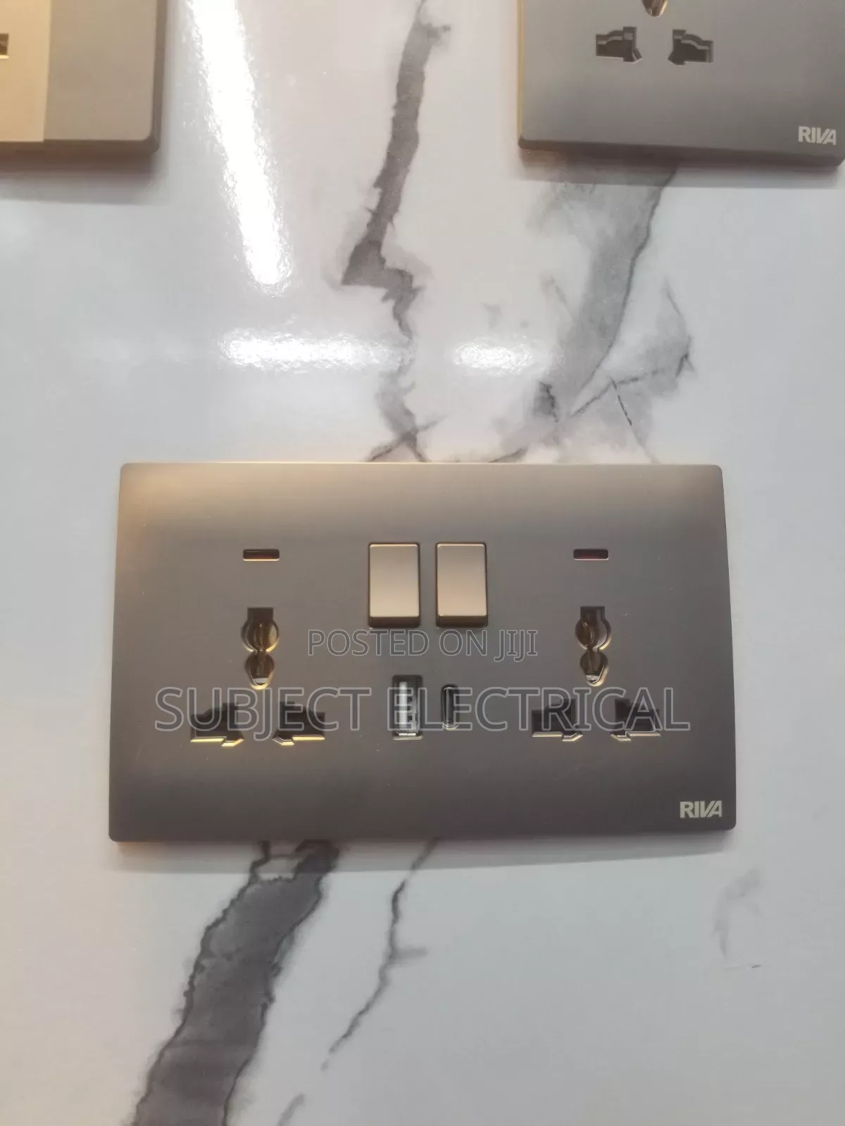 13A Double Socket With Switch – White