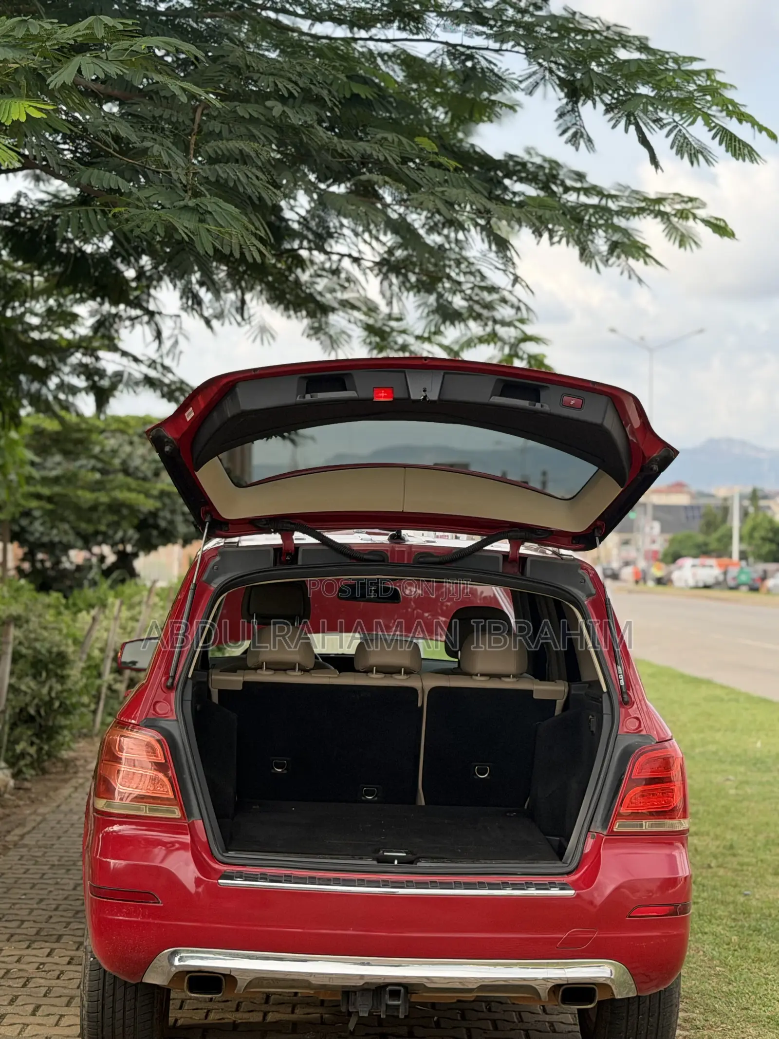 Mercedes-Benz GLK-Class 350 4MATIC 2010 Maroon