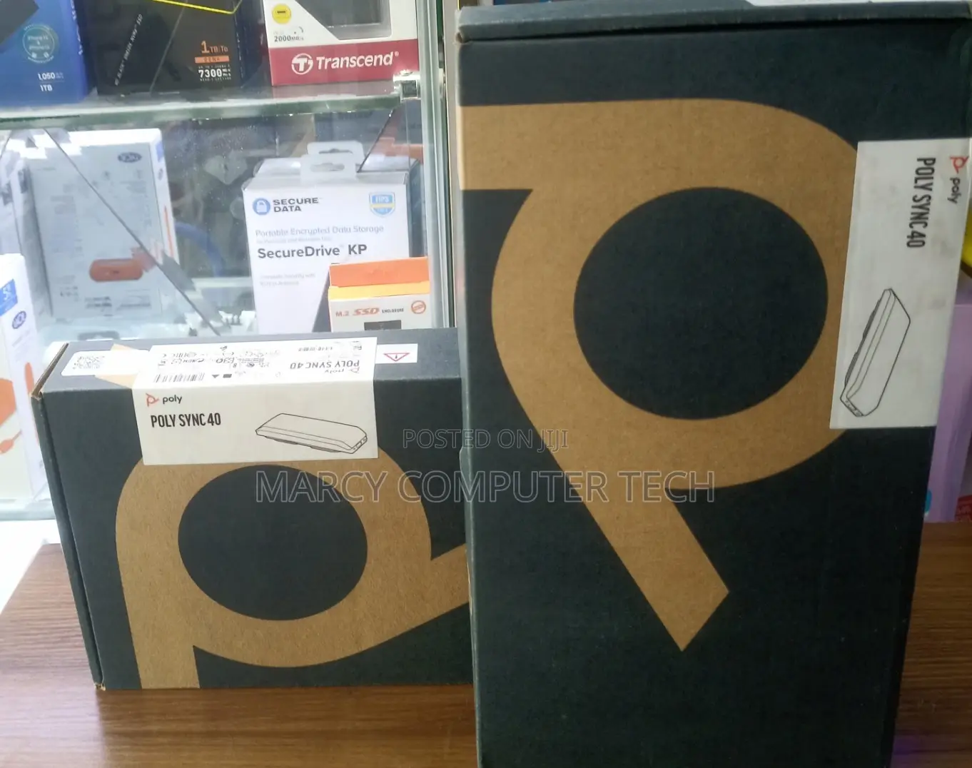 Poly Sync 40