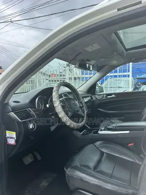 Mercedes-Benz M Class ML 350 4Matic 2012 White