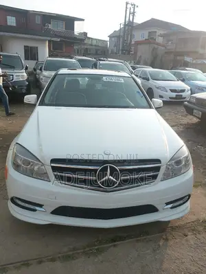 Mercedes-Benz C300 Sport Sedan AWD (3.0L 6cyl 7A) 2009 White