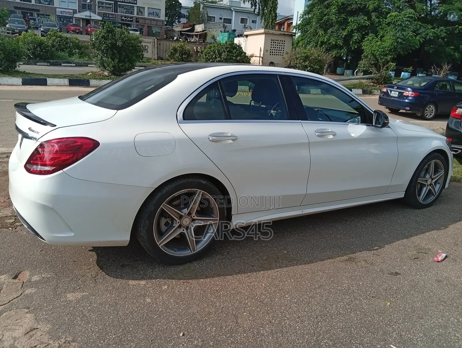 Mercedes-Benz C300 2017 White