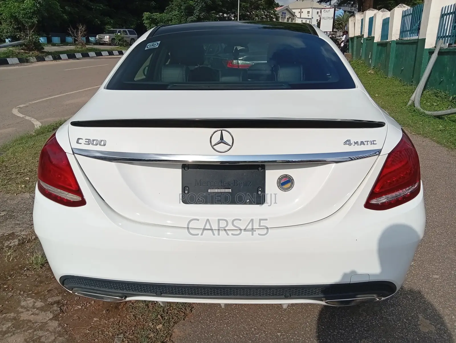 Mercedes-Benz C300 2017 White