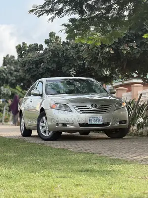 Toyota Camry 2008 Gold