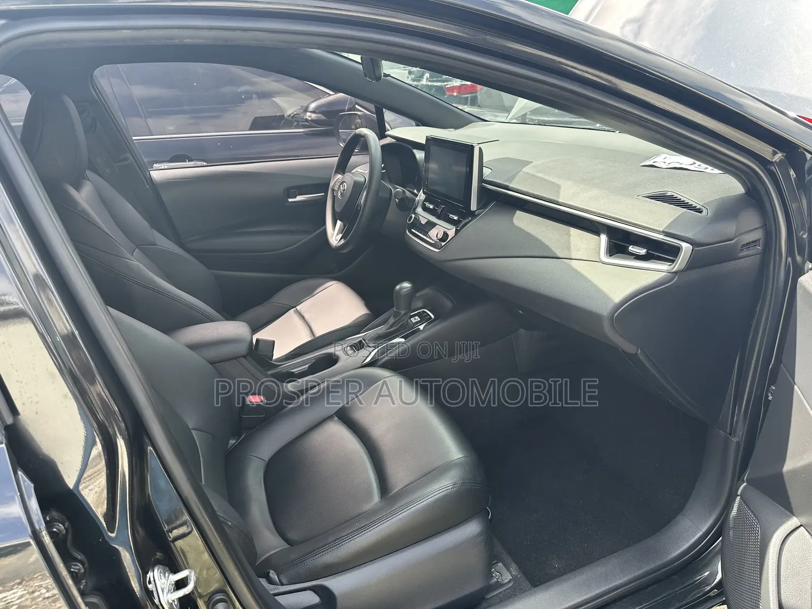 Toyota Corolla LE 2021 Black