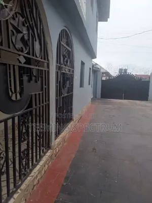 3bdrm Apartment in Benin City for rent