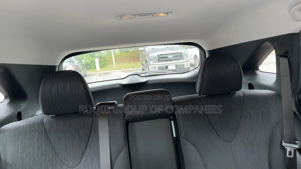 Toyota Venza LE AWD 2013
