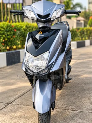 New Vespa GTS 300 HPE Touring 2025