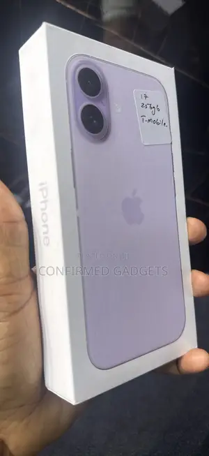New Apple iPhone 17 256 GB Purple