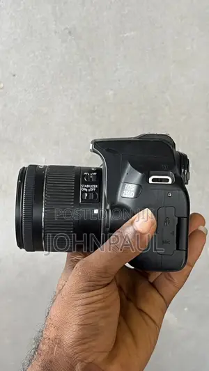Canon Eos 250d