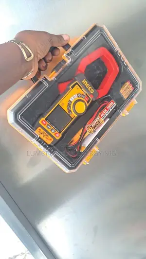INGCO 1000A Digital Clamp Multimeter Tester