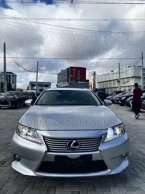 Lexus ES 350 FWD 2014 Silver