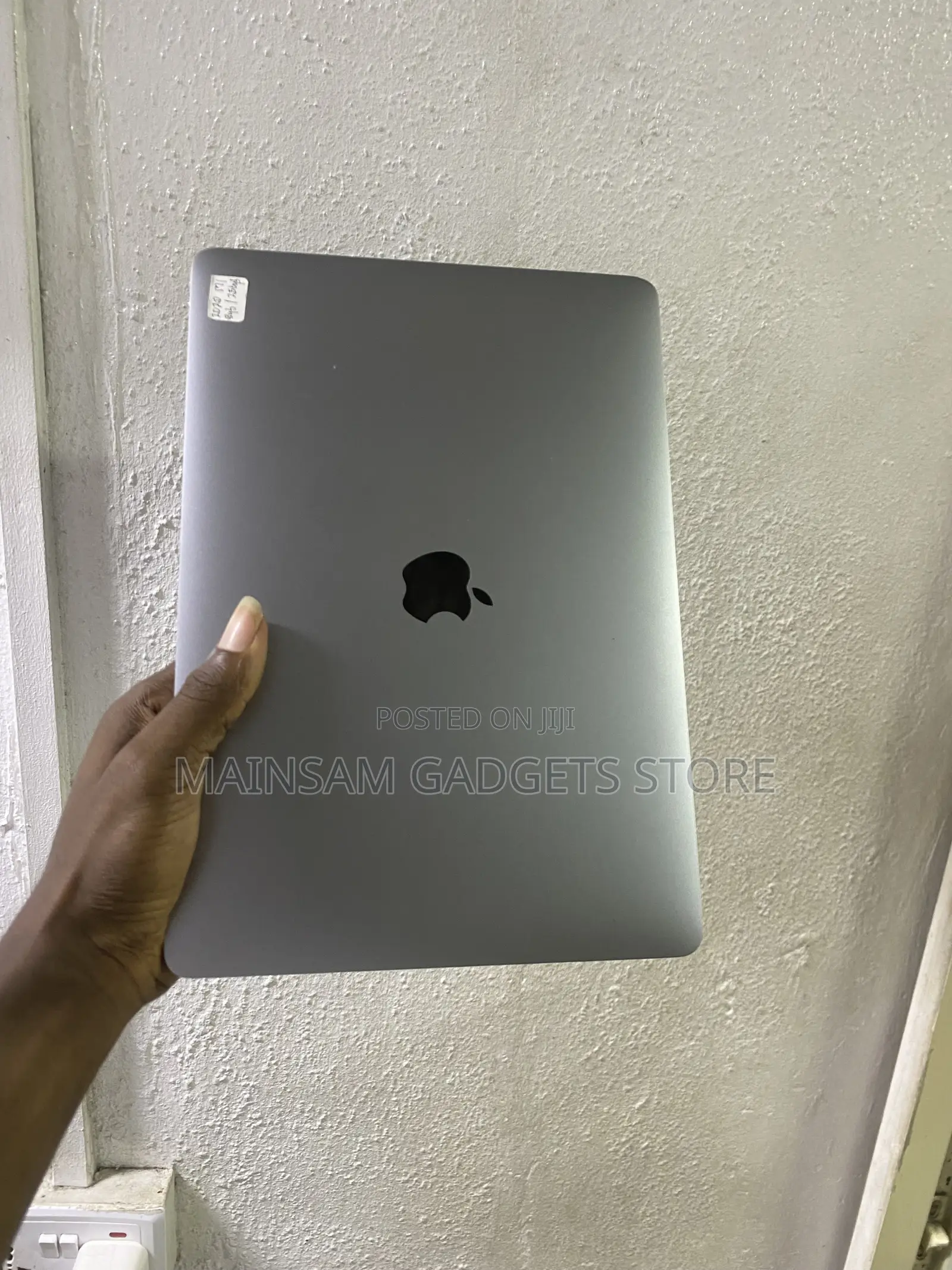 Laptop Apple MacBook Pro 2020 M1 8GB Apple M1 SSD 256GB