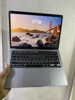 Laptop Apple MacBook Pro 2020 M1 8GB Apple M1 SSD 256GB