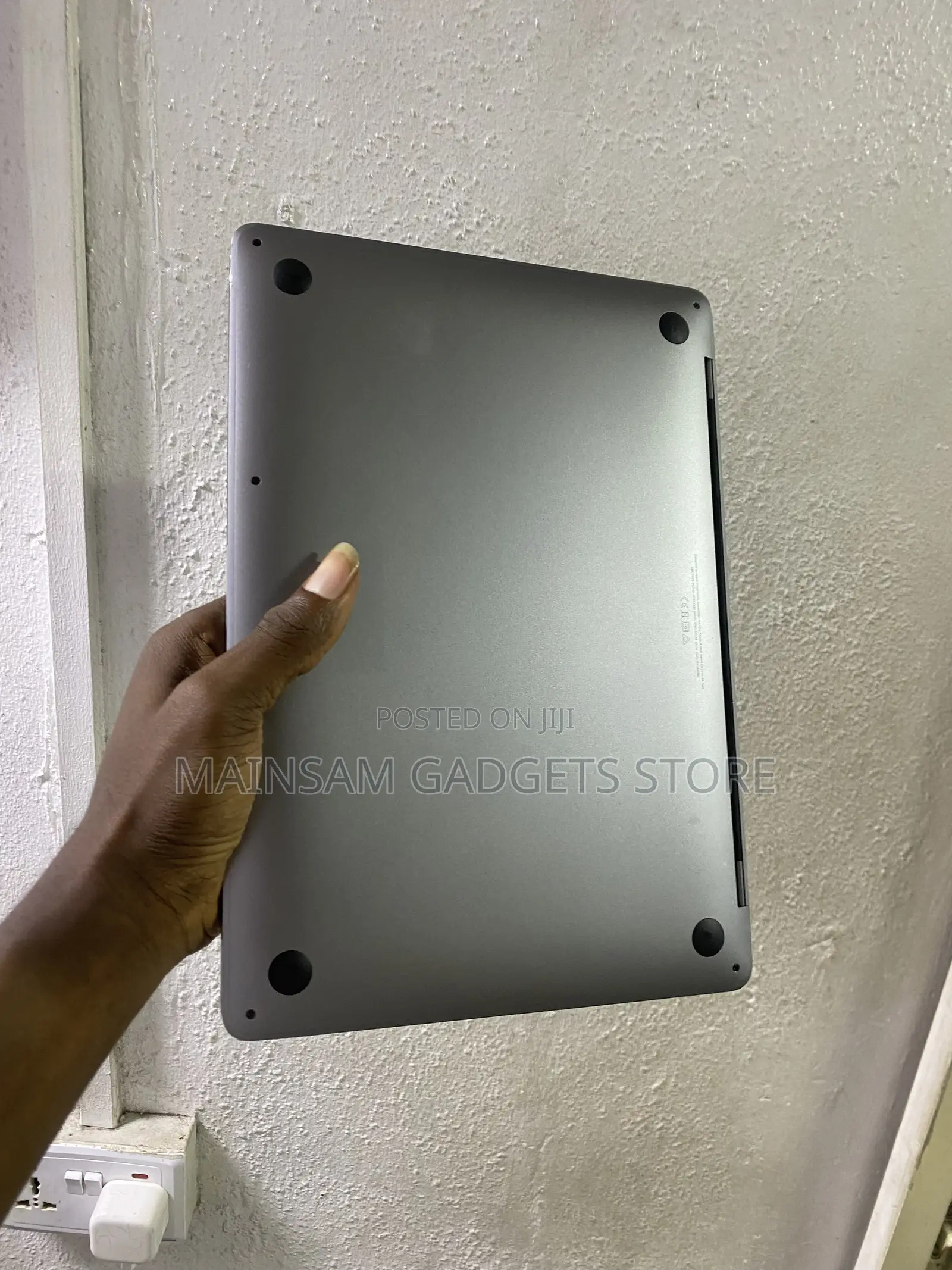 Laptop Apple MacBook Pro 2020 M1 8GB Apple M1 SSD 256GB