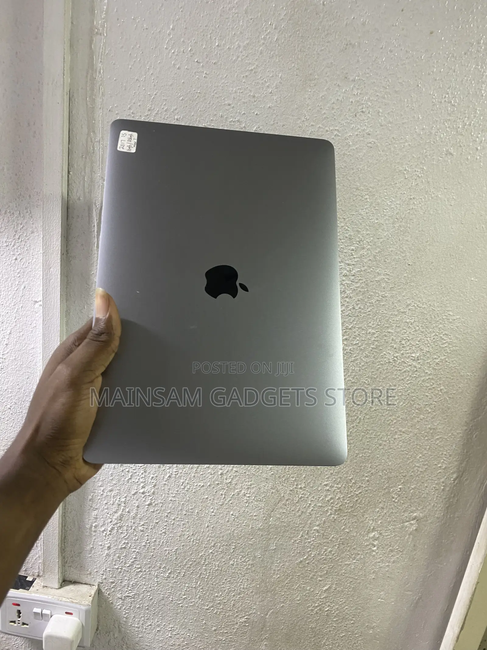 Laptop Apple MacBook Pro 2017 16GB Intel Core i5 SSD 256GB