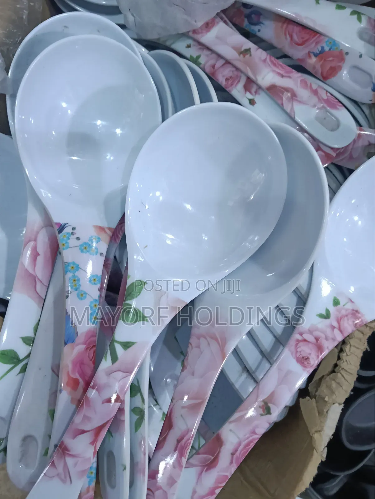 Acrylic Dishing Spoon