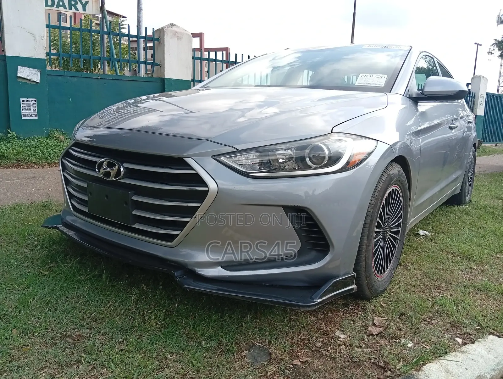 Hyundai Elantra 2017 Gray