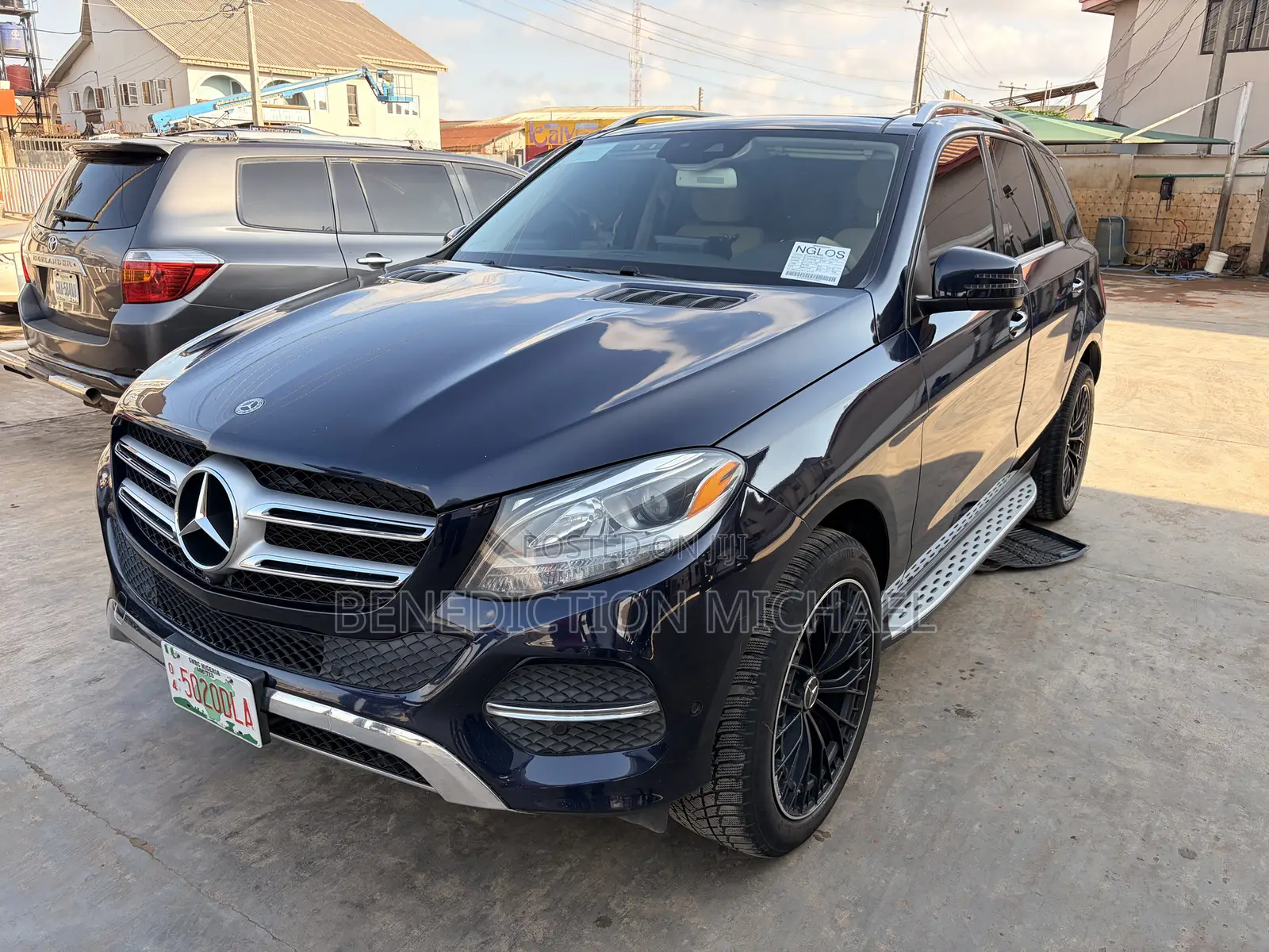 Mercedes-Benz GLE-Class GLE 350d 4MATIC 2017 Blue