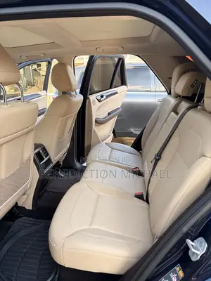 Mercedes-Benz GLE-Class GLE 350d 4MATIC 2017 Blue