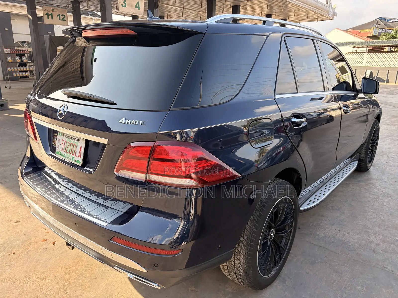 Mercedes-Benz GLE-Class GLE 350d 4MATIC 2017 Blue