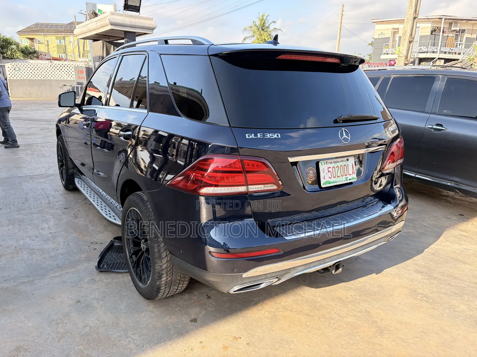 Mercedes-Benz GLE-Class GLE 350d 4MATIC 2017 Blue