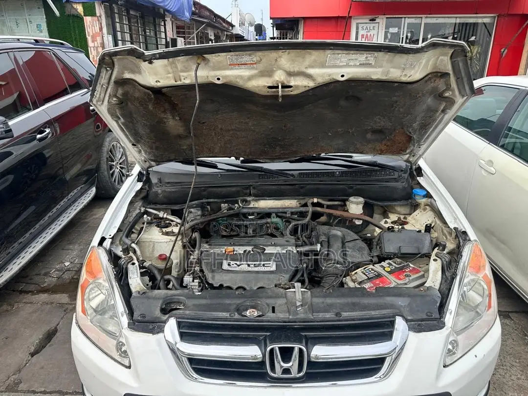 Honda CR-V 2004 White