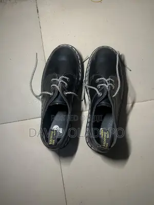 Dr Martens Shoe