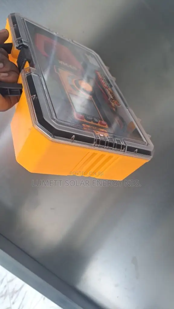 INGCO 1000A Portable Digital Clamp Meter