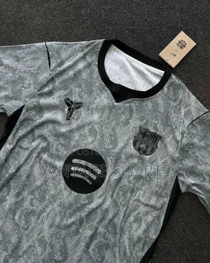 Barcelona 2026/27 Goalkeeper Jersey Player’s Version