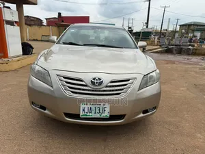 Toyota Camry 2008 Gold