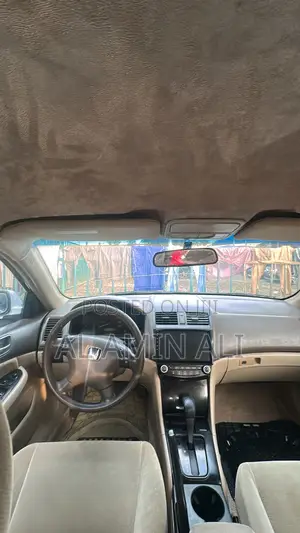 Honda Accord 2005 White
