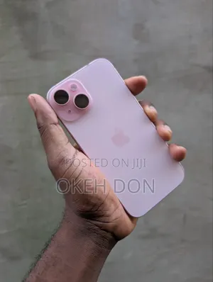 Apple iPhone 15 128 GB Pink