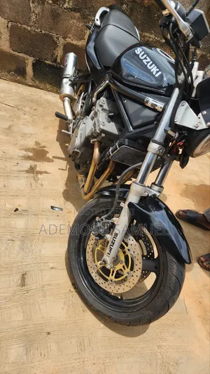Suzuki Bandit 2005 Black