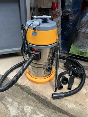 30L Wet and Dry Vacuum Cleaner
