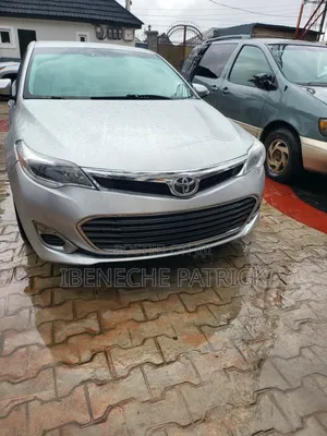 Toyota Avalon XLE 4dr Sedan (3.5L 6cyl 6A) 2015 Silver