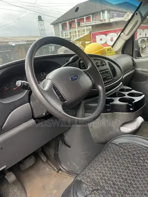 Ford E350 2008 Black