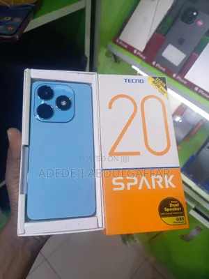 Tecno Spark 20 128 GB Blue