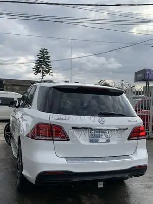 Mercedes-Benz GLE-Class 2017 White