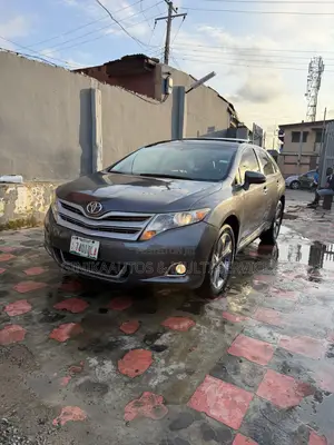 Toyota Venza XLE 2013 Gray