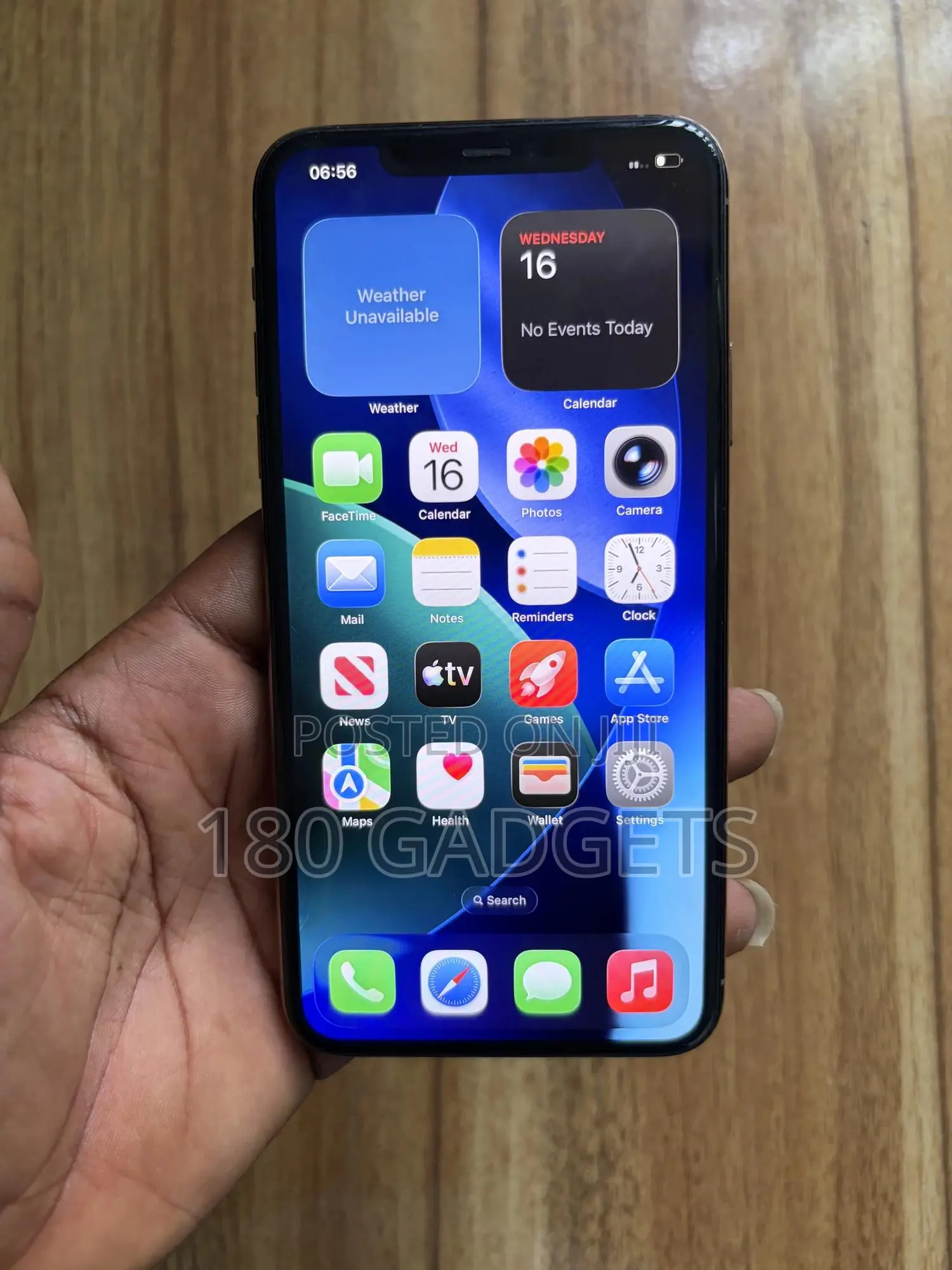 Apple iPhone 11 Pro Max 64 GB Gold