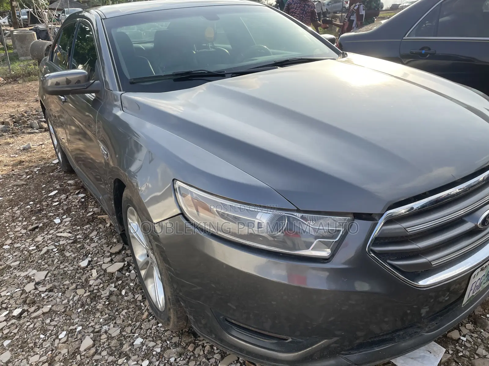 Ford Taurus 2013 Gray