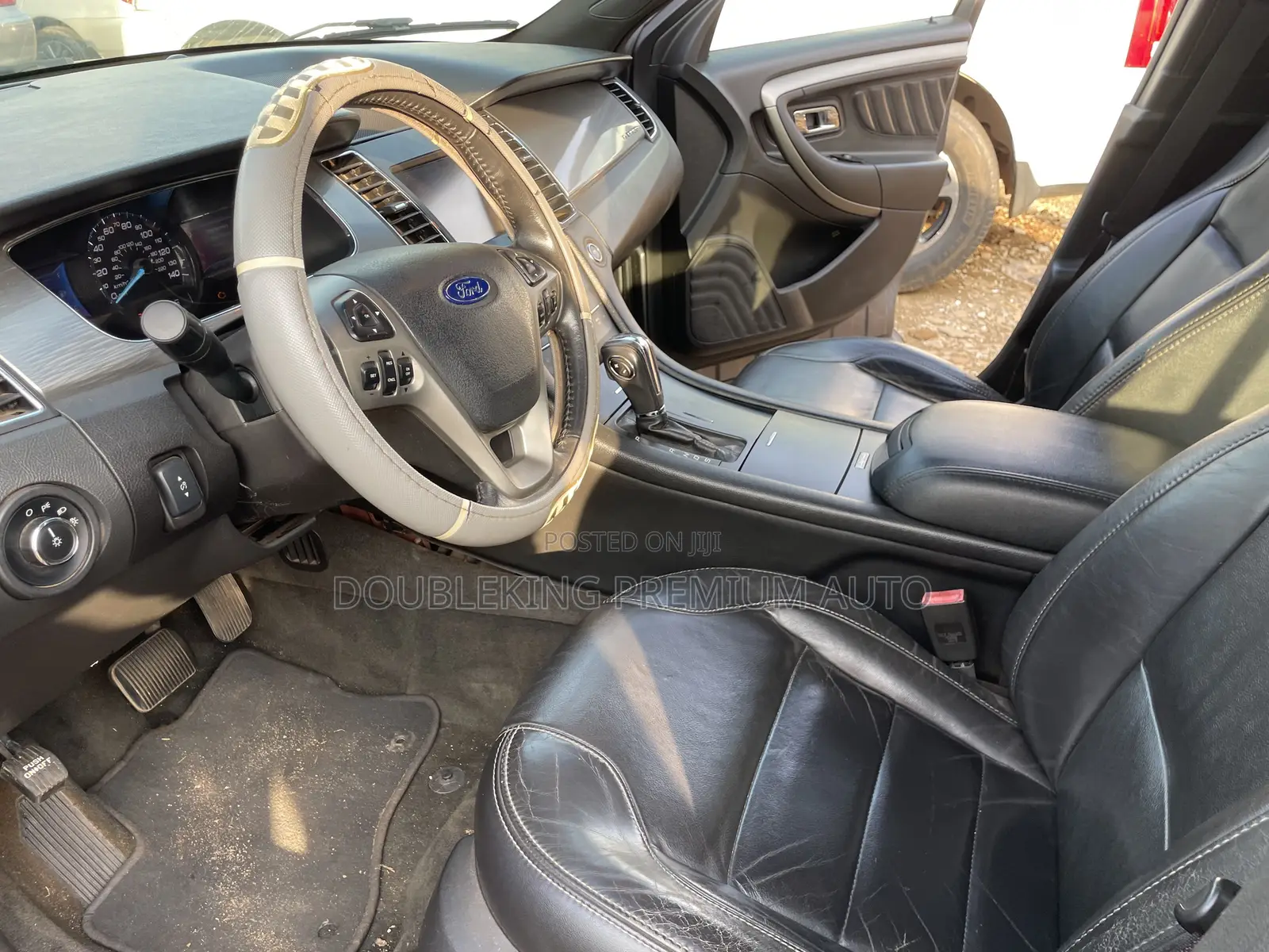 Ford Taurus 2013 Gray