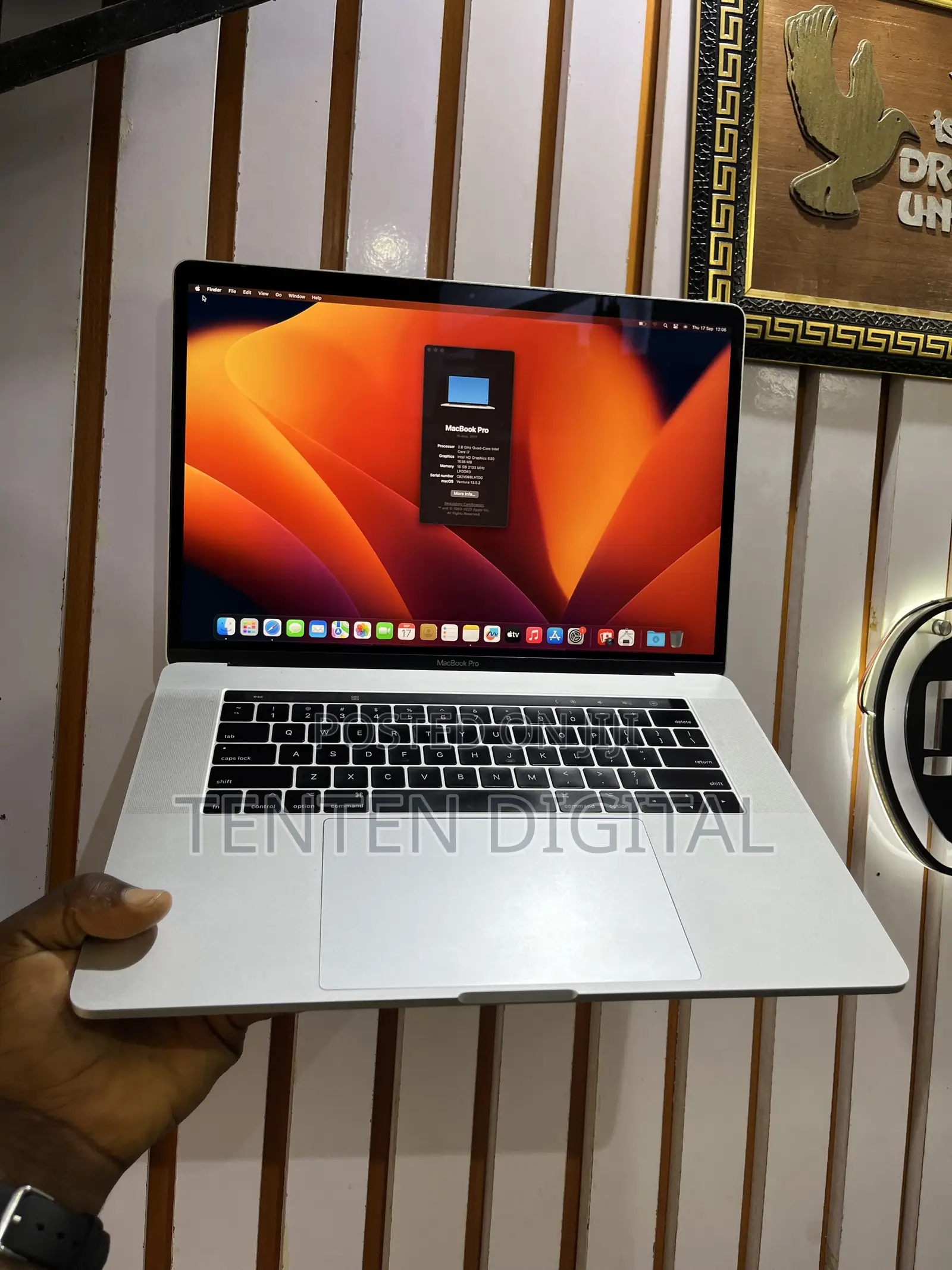 Laptop Apple MacBook Pro 2017 16GB Intel Core i7 SSD 512GB