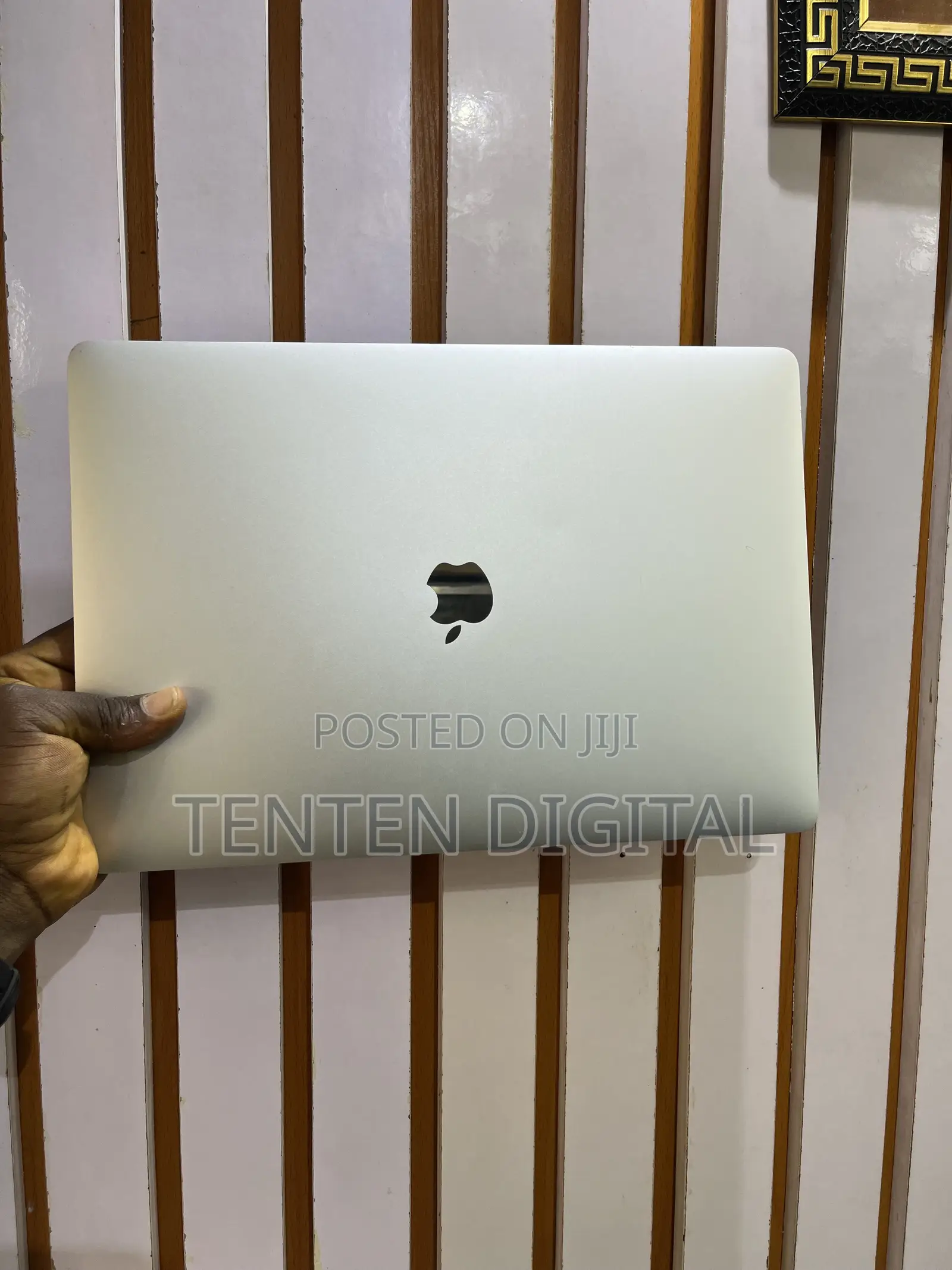 Laptop Apple MacBook Pro 2017 16GB Intel Core i7 SSD 512GB