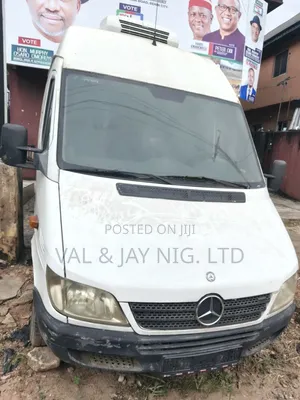 Mercedes Benz Cooling Truck / Van - Foreign Use
