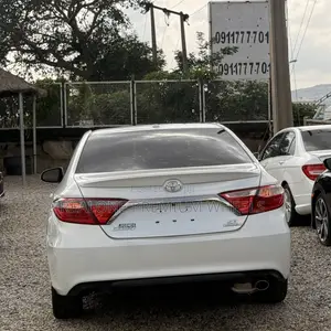Toyota Camry 2016 White
