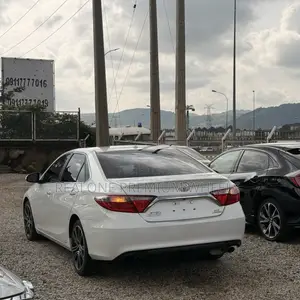 Toyota Camry 2016 White