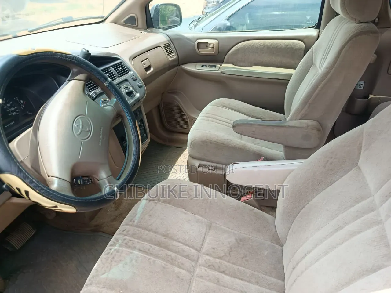 Toyota Sienna 2001